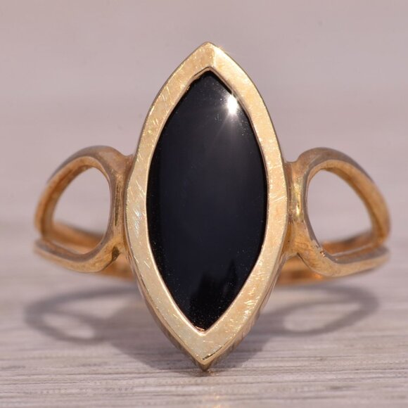 Vintage Onyx Navette Ring in Yellow Gold